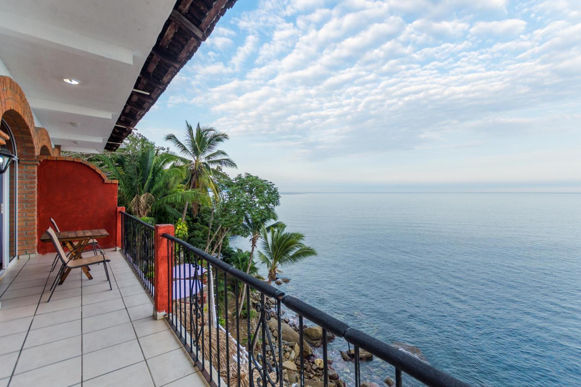 Traditional Sierra Leon Oceanfront Rooms - Adults Only Puerto Vallarta Luaran gambar