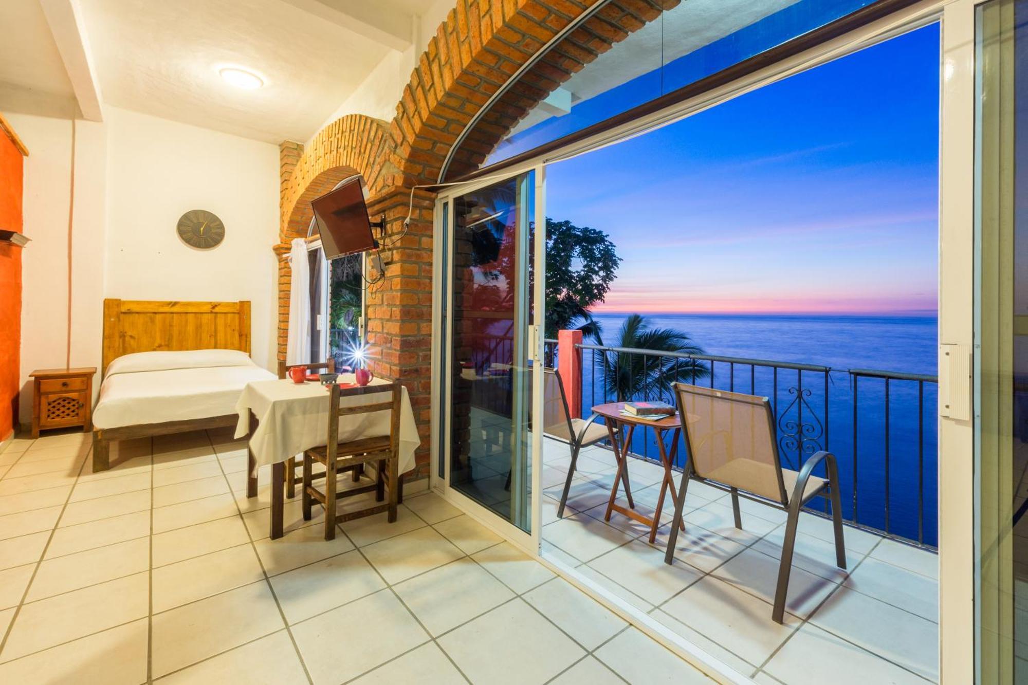 Traditional Sierra Leon Oceanfront Rooms - Adults Only Puerto Vallarta Luaran gambar