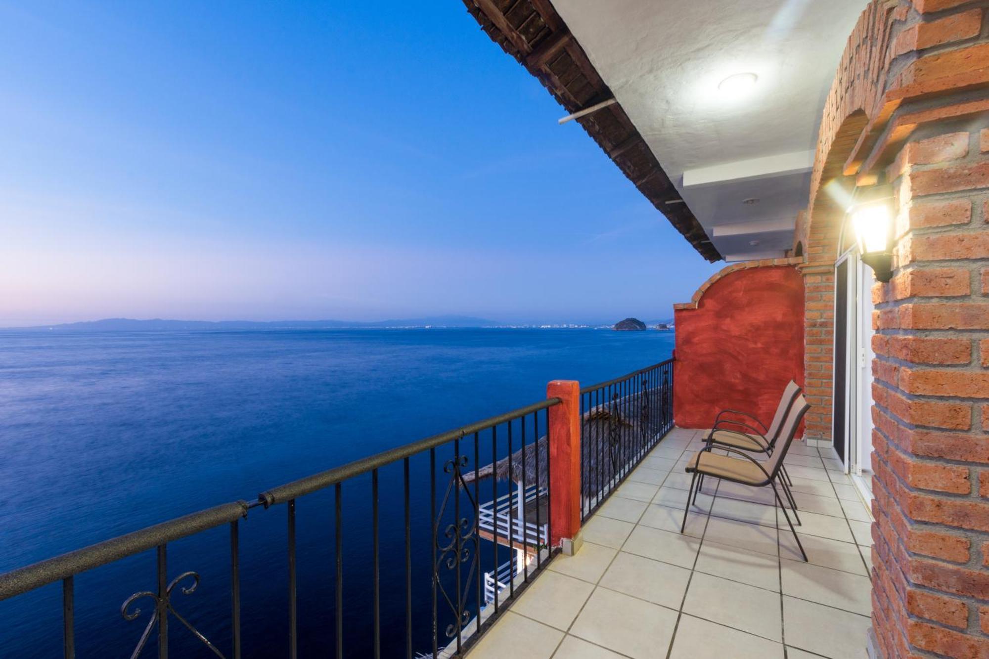 Traditional Sierra Leon Oceanfront Rooms - Adults Only Puerto Vallarta Luaran gambar