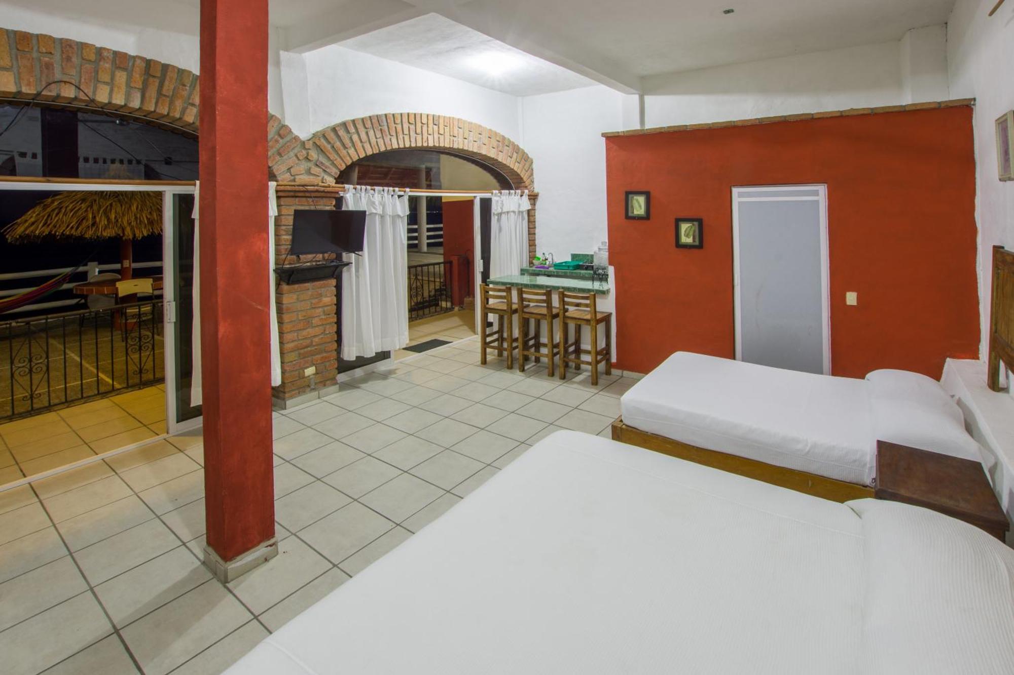 Traditional Sierra Leon Oceanfront Rooms - Adults Only Puerto Vallarta Luaran gambar