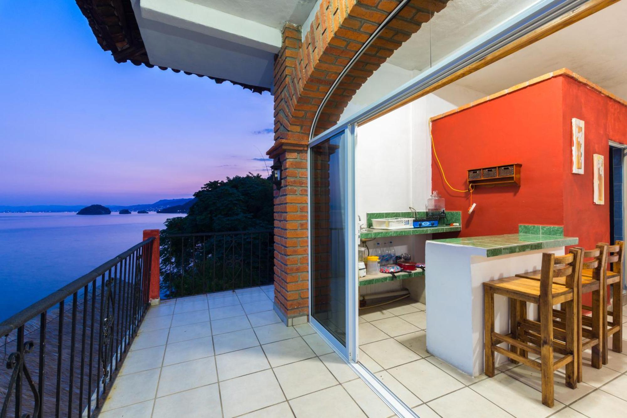 Traditional Sierra Leon Oceanfront Rooms - Adults Only Puerto Vallarta Luaran gambar