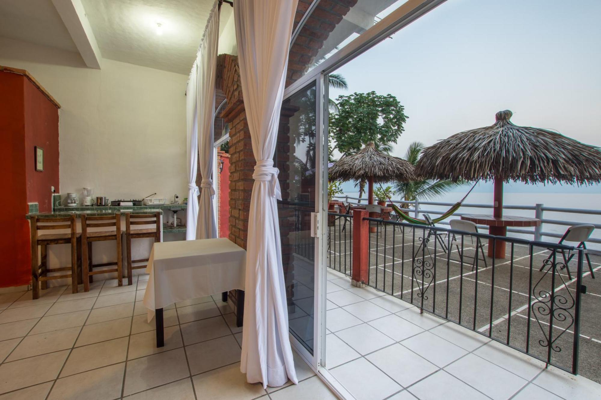 Traditional Sierra Leon Oceanfront Rooms - Adults Only Puerto Vallarta Luaran gambar