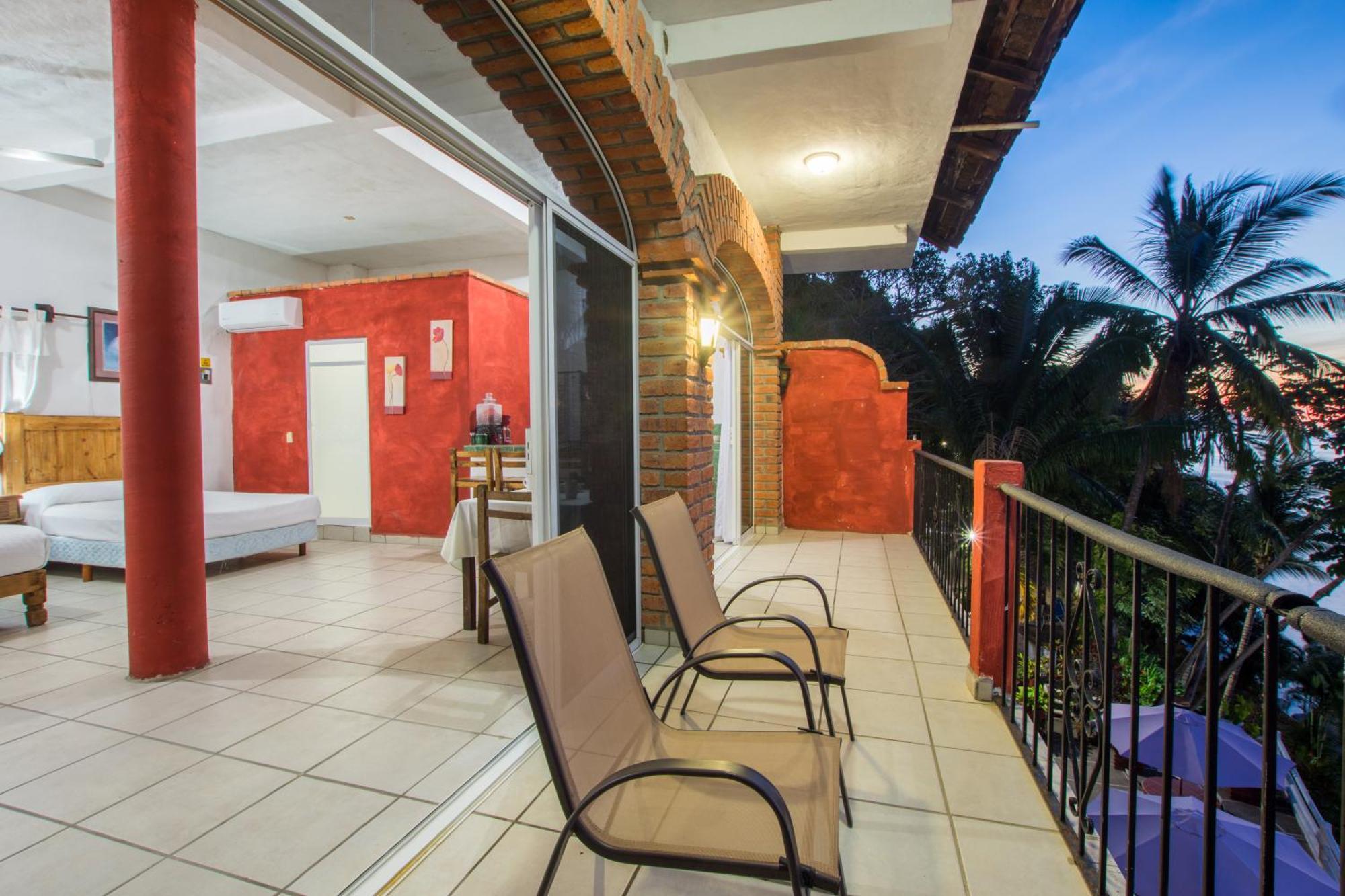 Traditional Sierra Leon Oceanfront Rooms - Adults Only Puerto Vallarta Luaran gambar