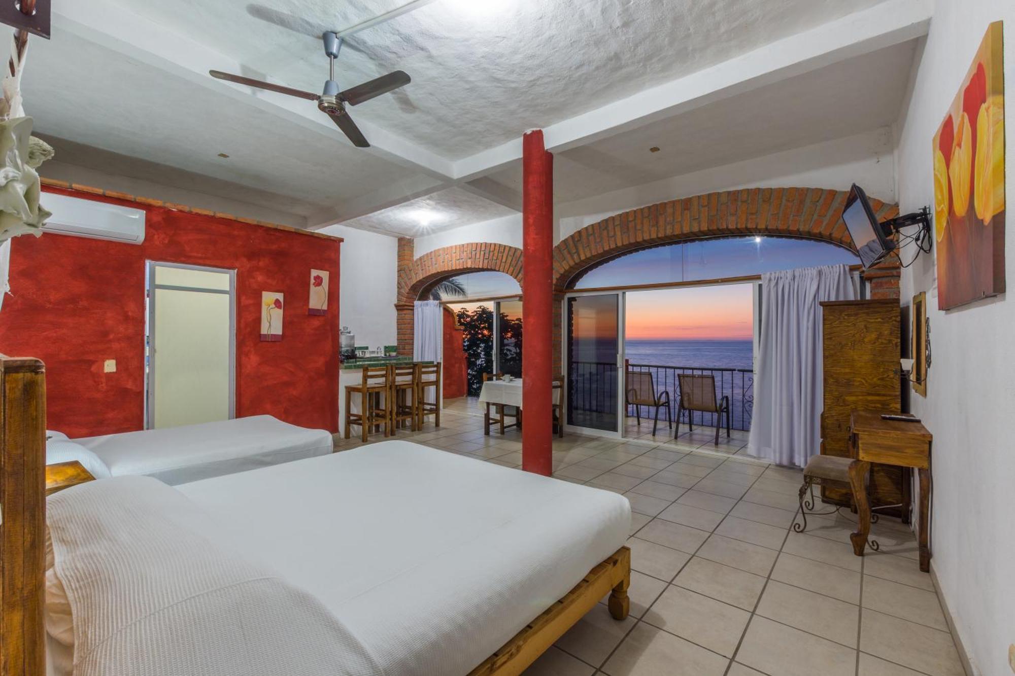 Traditional Sierra Leon Oceanfront Rooms - Adults Only Puerto Vallarta Luaran gambar
