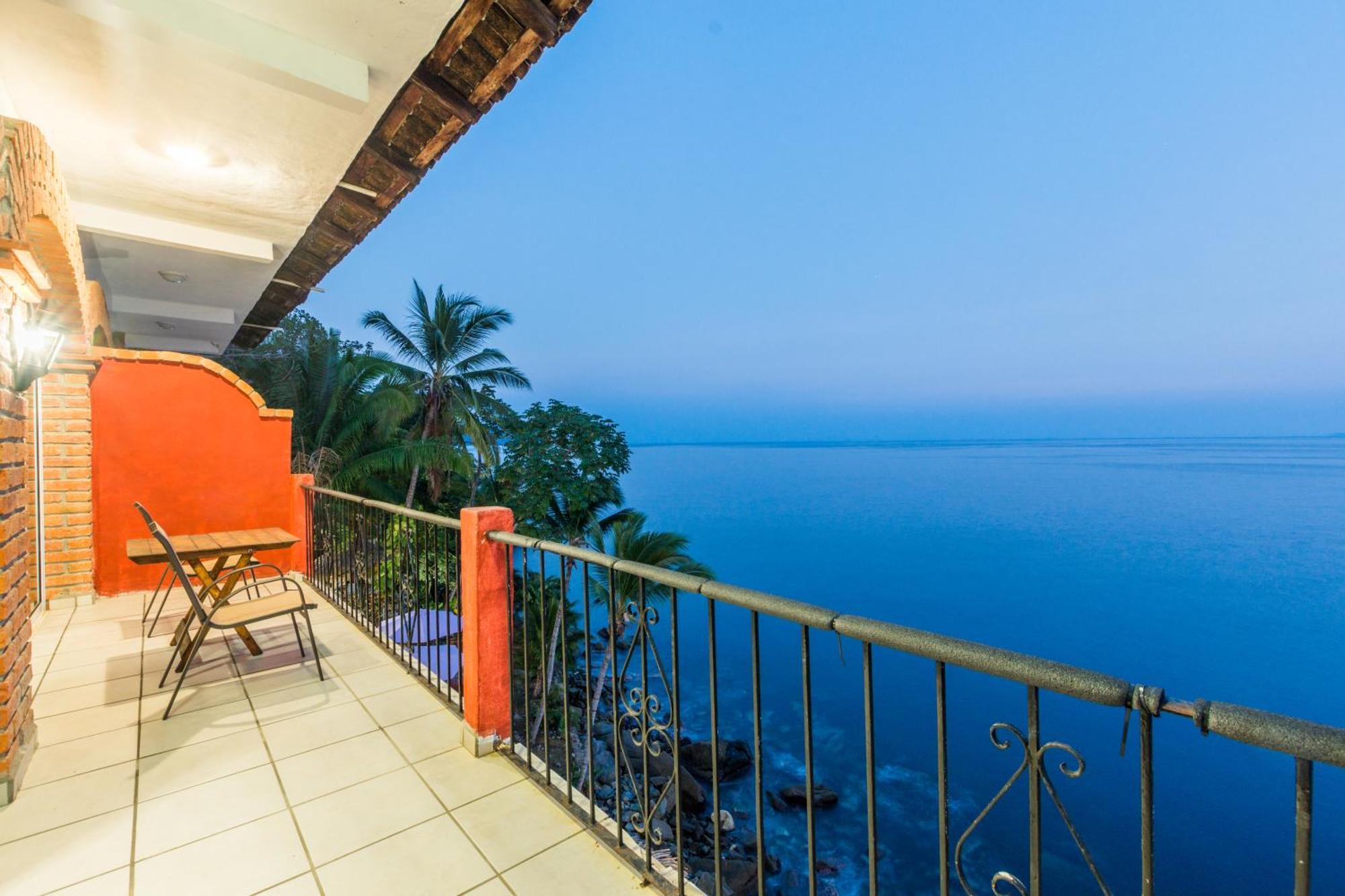 Traditional Sierra Leon Oceanfront Rooms - Adults Only Puerto Vallarta Luaran gambar