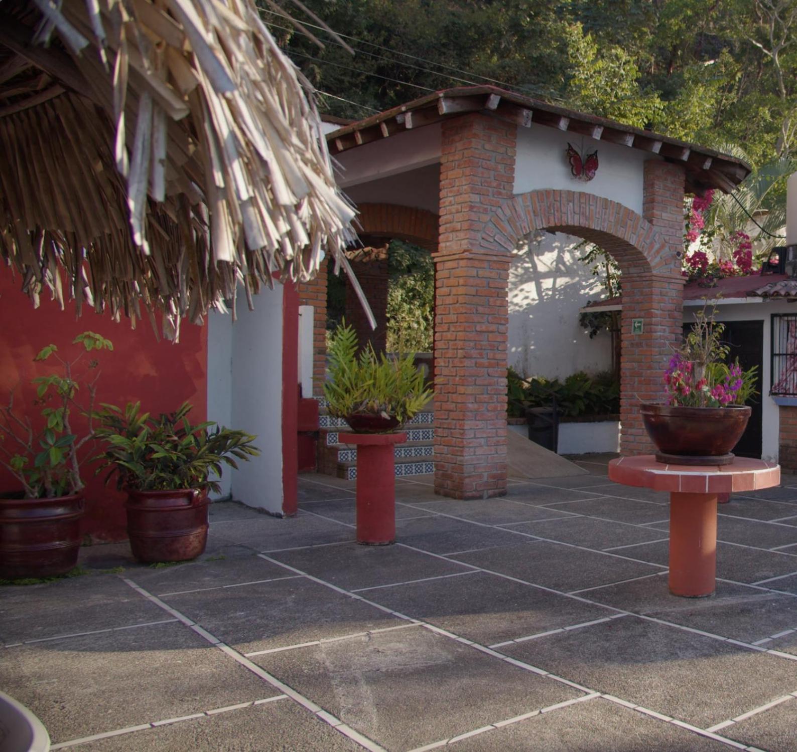 Traditional Sierra Leon Oceanfront Rooms - Adults Only Puerto Vallarta Luaran gambar